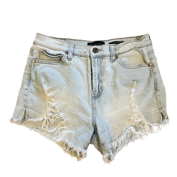Kendall + Kylie The Icon Short | Size 7 (28) - Picture 3 of 7